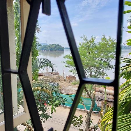 Riverview Guest House 구와하티 외부 사진